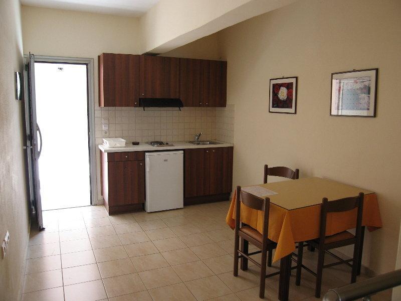 העיירה רתימנו Blue Sky Hotel Apartments מראה חיצוני תמונה