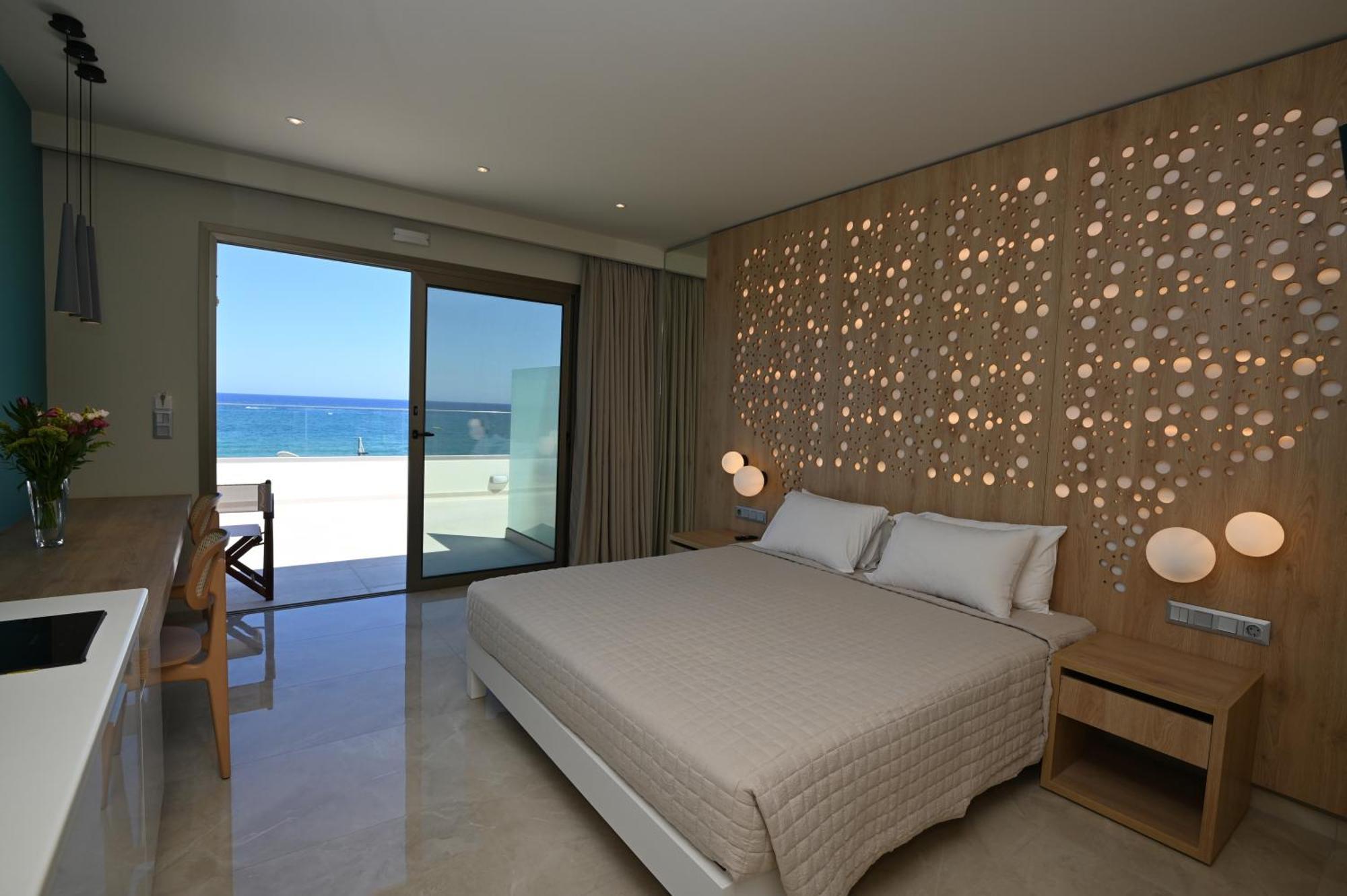 העיירה רתימנו Blue Sky Hotel Apartments מראה חיצוני תמונה